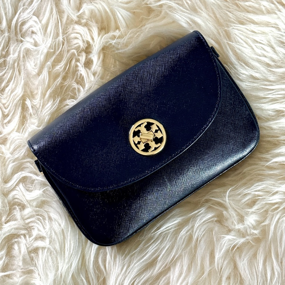 Tory Burch Leather Crossbody Bag. Crosshatch Detailing. Gold Accents. Sm Scratch